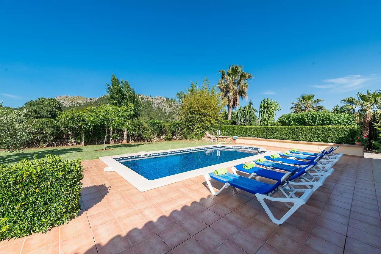 Can Bajoca Pollenca Villa